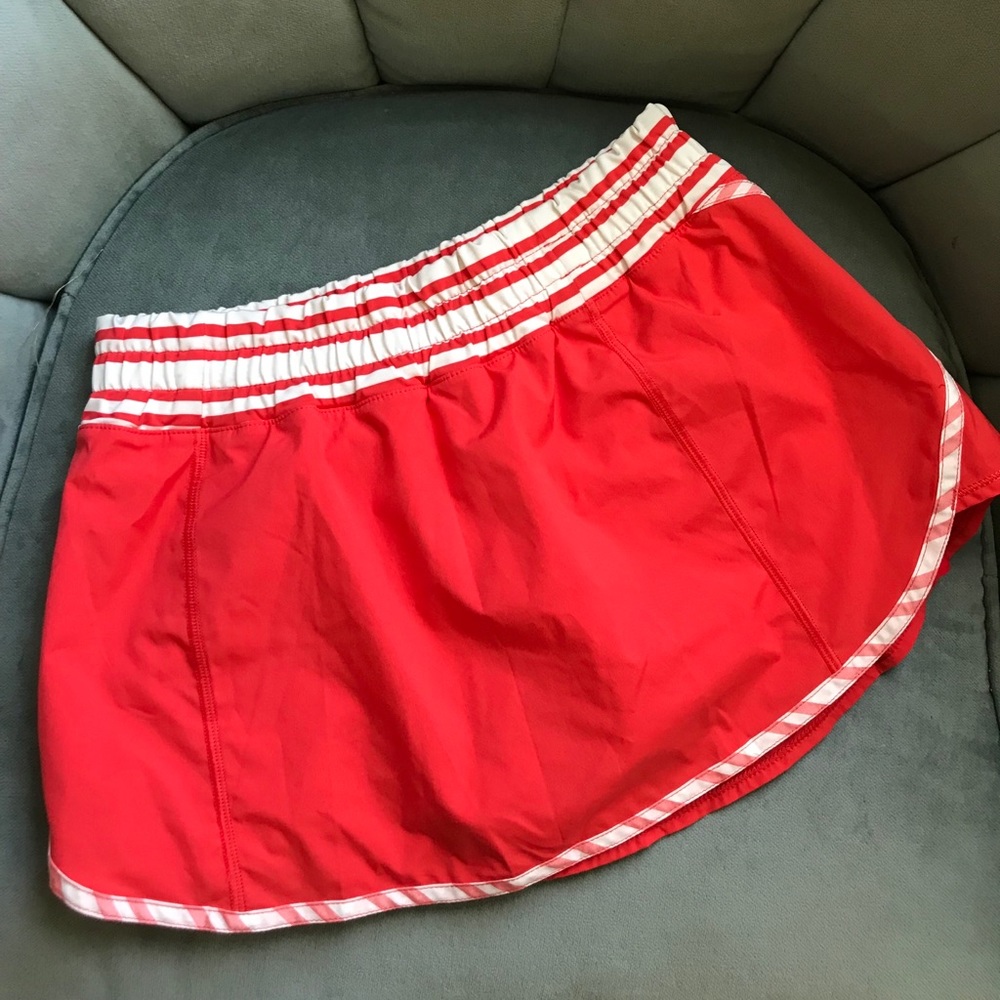 Lululemon red white tennis skirt skort sz 6